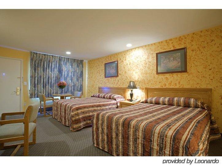 Americas Best Value Inn Roseburg Ruang foto
